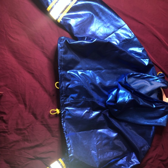 Cropped Holographic Jacket: - Picture 3 of 4